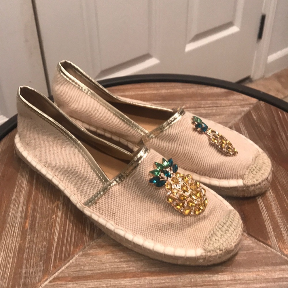 Just Fab brand size 8.5 slip on shoes- Brand New